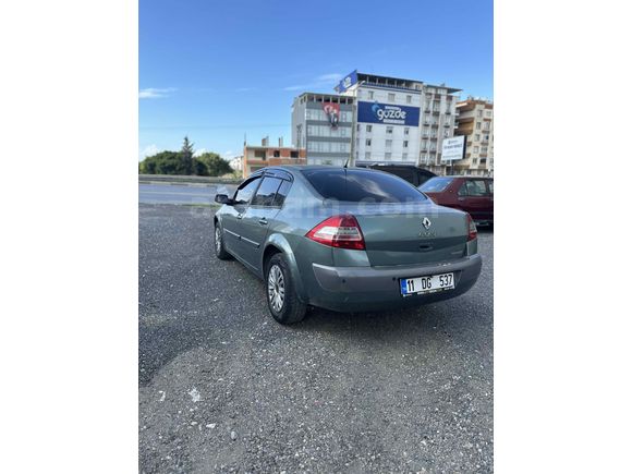 Sahibinden Renault Megane 1.5 dCi Expression 2006 Model Hatay 232000 km Yeşil