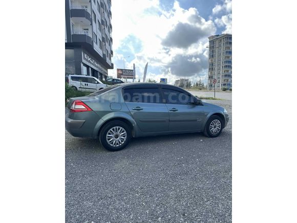 Sahibinden Renault Megane 1.5 dCi Expression 2006 Model Hatay 232000 km Yeşil