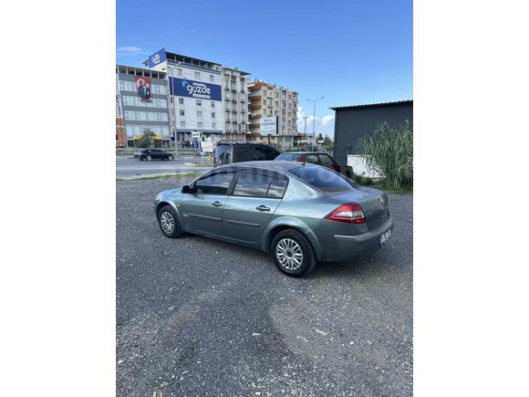Sahibinden Renault Megane 1.5 dCi Expression 2006 Model Hatay 232000 km Yeşil