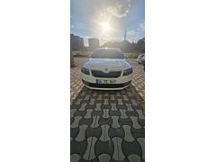 Sahibinden Skoda Octavia 1.6 TDI Elegance 2013 Model  268.000 km Beyaz