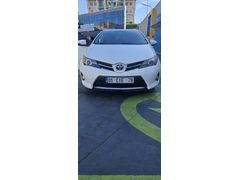 Sahibinden Toyota Auris 1.4 D-4D Active 2013 Model