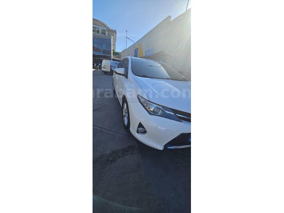 Hatasız ve Düşük Kilometreli Toyota Auris