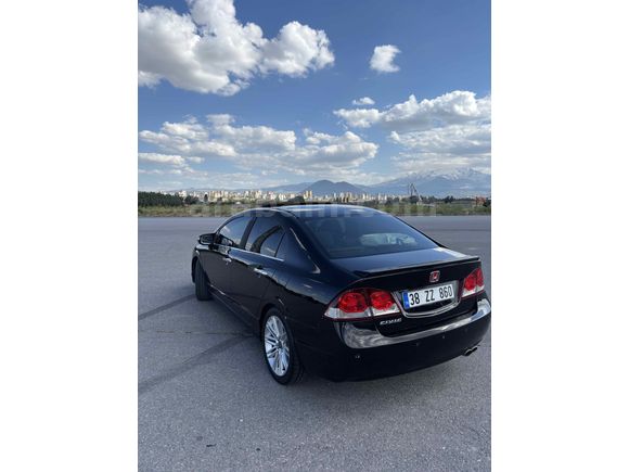 Sahibinden Honda Civic 1.6i VTEC Elegance 2010 Model 