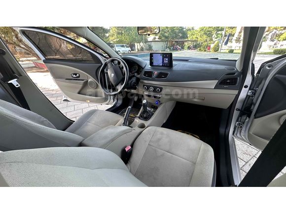 Sahibinden Renault Megane 1.5 dCi Expression 2011 Model 