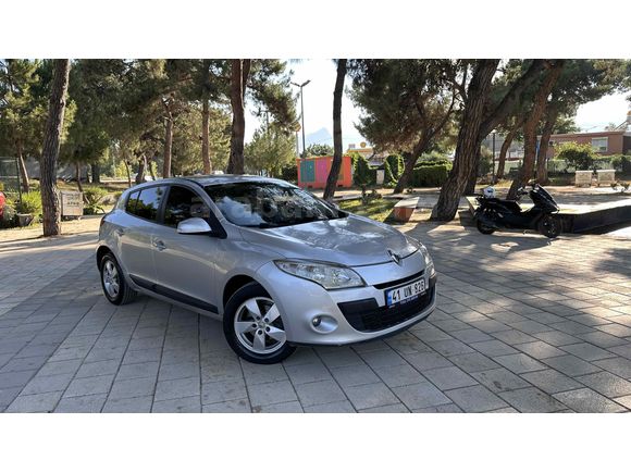 Sahibinden Renault Megane 1.5 dCi Expression 2011 Model 