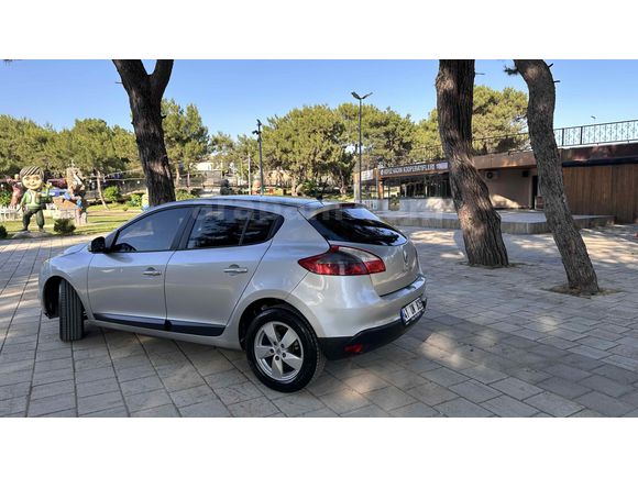Sahibinden Renault Megane 1.5 dCi Expression 2011 Model 