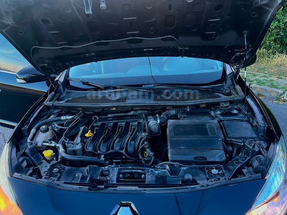 Sahibinden Renault Fluence  2012 Model AİLE ARACIDIR