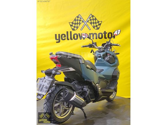 ADX 125 E5 + PLUS 2024 MODEL 12 TAKSİT ABS + TCS