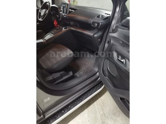 Sahibinden Opel Combo 1.5 CDTI Elegance 2022 Model