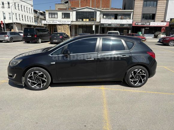 Sahibinden Opel Astra 1.6 Edition 2014 Model  172.000 km Siyah