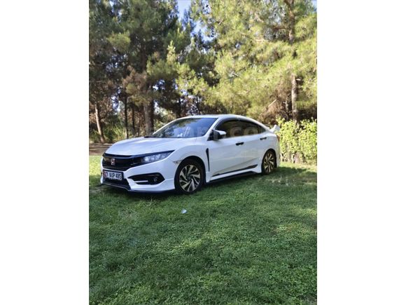 Sahibinden Honda Civic 1.6i VTEC Elegance 2017 Model  149.000 km Beyaz