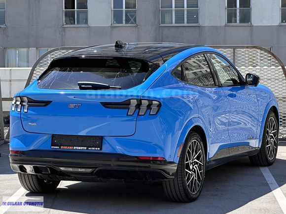 GÜLKARDAN//2023 MODEL FORD MUSTANG MACH-E GT//590BG//SPOR KOLTUK