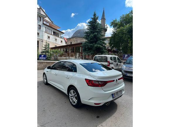 Sahibinden Renault Megane 1.3 TCe Joy 2020 Model 