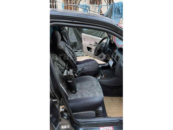 Sahibinden Renault Clio 1.6 RXT 2000 Model 