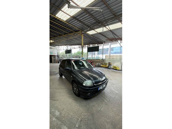 Sahibinden Renault Clio 1.6 RXT 2000 Model 
