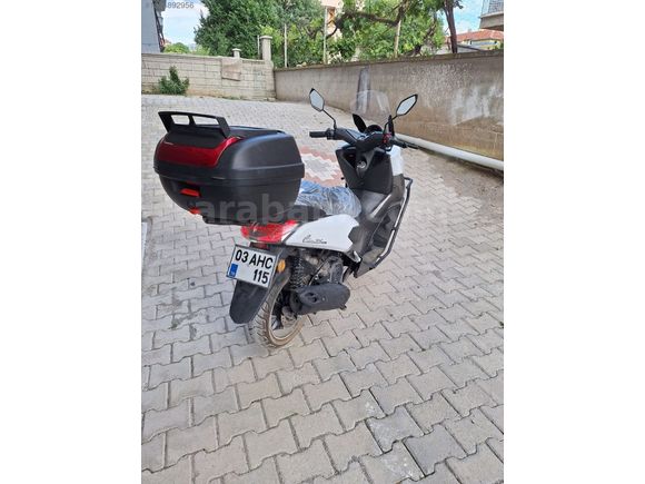 SIFIR AYARINDA TERTEMİZ HATASIZ 1000 KİLOMETRE DE