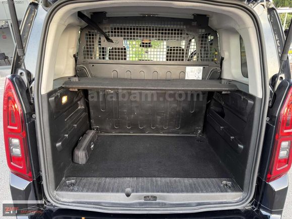 2025 MODEL OPEL COMBO HATASIZ BOYASIZ TRAMERSİZ