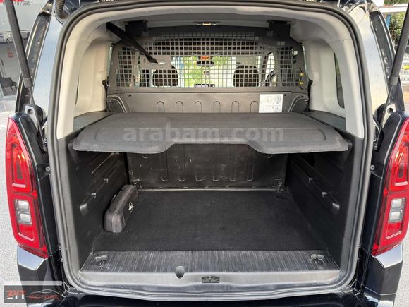 2025 MODEL OPEL COMBO HATASIZ BOYASIZ TRAMERSİZ