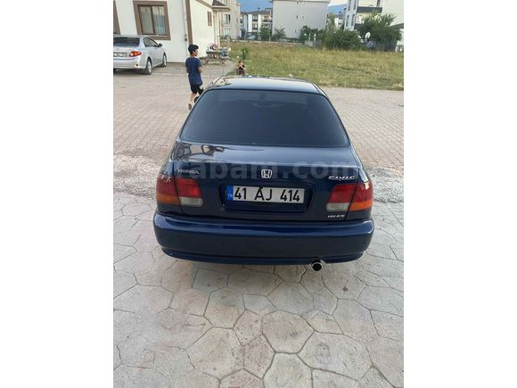 Sahibinden Honda Civic 1.6 i ES 2000 Model 