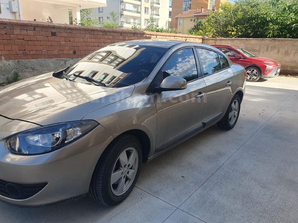 Sahibinden Otomatik Aile Arabası Fluence