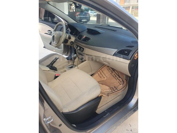 Sahibinden Otomatik Aile Arabası Fluence