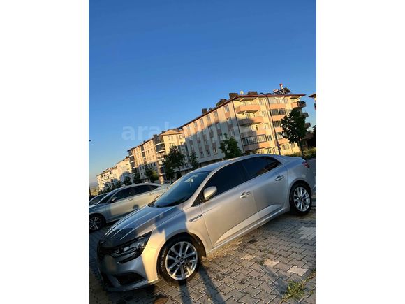 Sahibinden Renault Megane 1.5 dCi Icon 2018 Model 