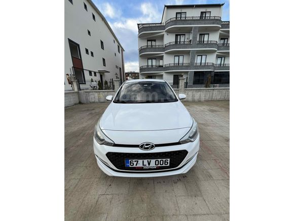 Sahibinden Hyundai i20 1.4 CRDi Jump 2015 Model 