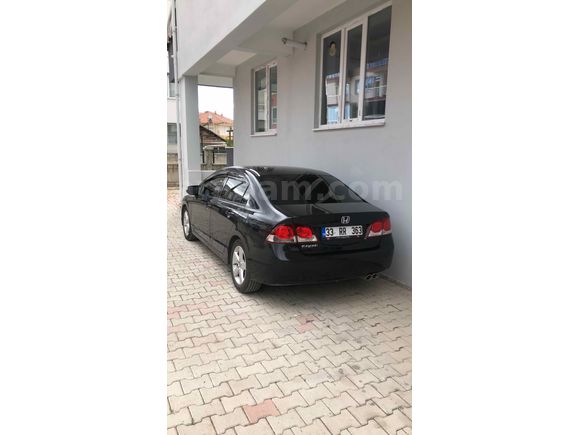 Sahibinden Honda Civic 1.6i VTEC Elegance 2011 Model 