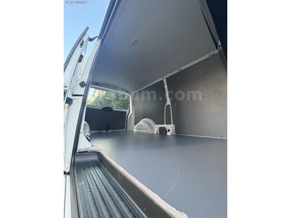 ÖZCAR 'dan GARANTİLİ TRANSPORTER / 28.ooo km / %20 KDV