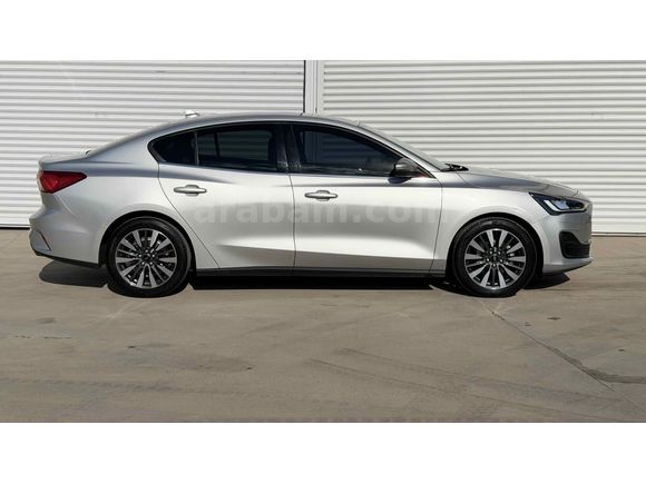 Sahibinden Ford Focus 1.5 EcoBlue Titanium X 2024 Model 