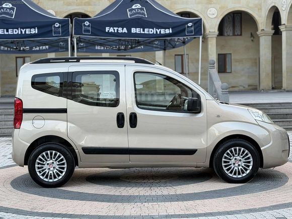 OTOMOBİL RUHSATLI 158 BİN KM DE