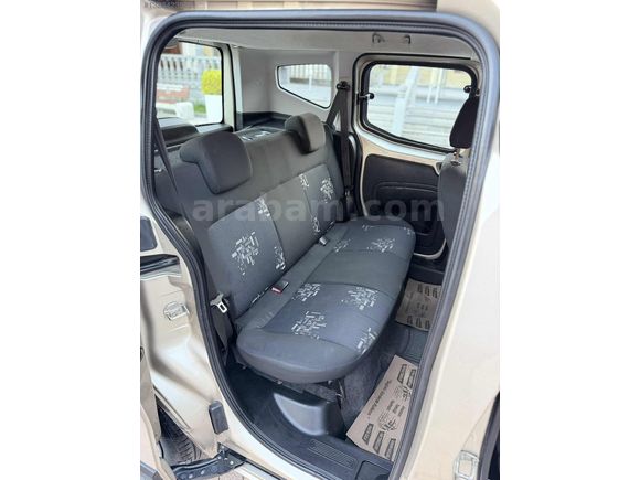 OTOMOBİL RUHSATLI 158 BİN KM DE