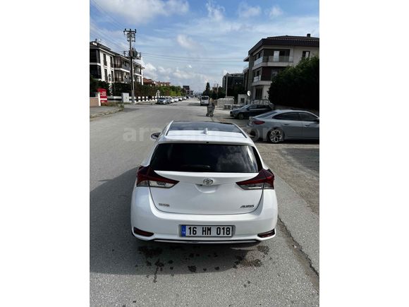 Sahibinden Toyota Auris 1.4 D-4D Advance Skypack 2015 Model 