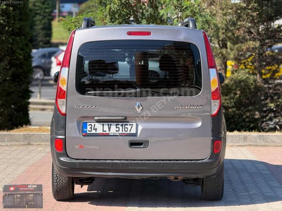 BOYASIZ 2016 MODEL RENAULT KANGO 1.5 DİZEL EXTREME