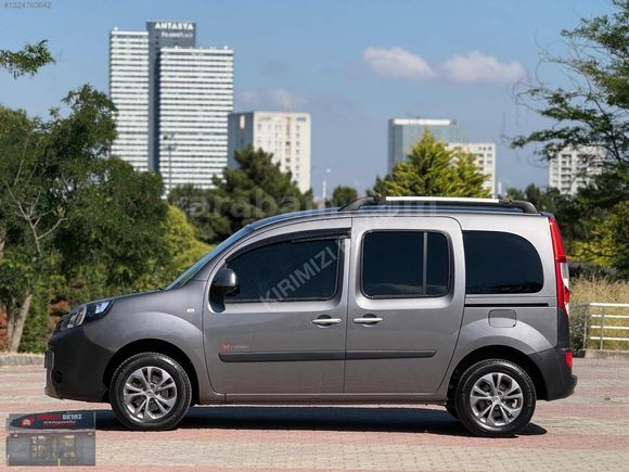 BOYASIZ 2016 MODEL RENAULT KANGO 1.5 DİZEL EXTREME