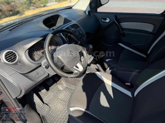 BOYASIZ 2016 MODEL RENAULT KANGO 1.5 DİZEL EXTREME