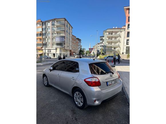 2011 AURİS COMFORT MANUEL TEMİZ BAKIMLI