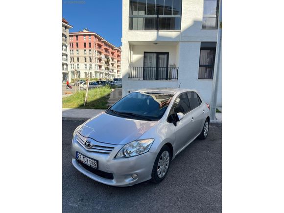 2011 AURİS COMFORT MANUEL TEMİZ BAKIMLI