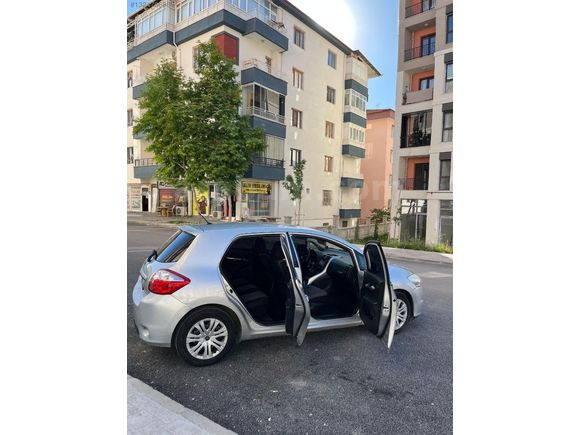 2011 AURİS COMFORT MANUEL TEMİZ BAKIMLI