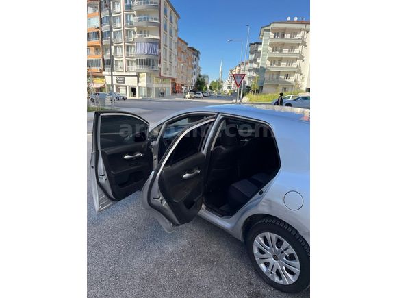 2011 AURİS COMFORT MANUEL TEMİZ BAKIMLI