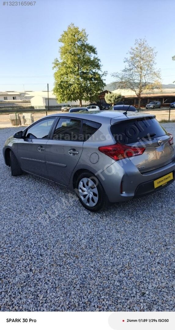 Galeriden Toyota Auris 1.33 Life 2013 Model Çanakkale 176.000 km Kahverengi 7