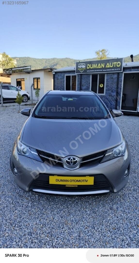 Galeriden Toyota Auris 1.33 Life 2013 Model Çanakkale 176.000 km Kahverengi 2