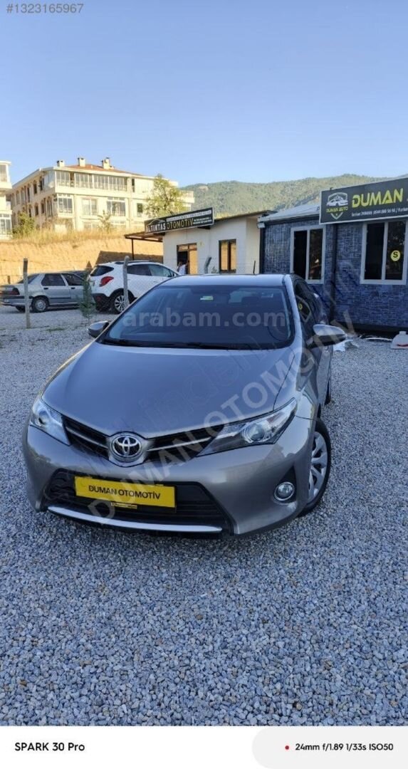 Galeriden Toyota Auris 1.33 Life 2013 Model Çanakkale 176.000 km Kahverengi 1