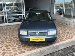 2004 MODEL Bora 1.6 Pacific