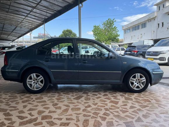 2004 MODEL Bora 1.6 Pacific