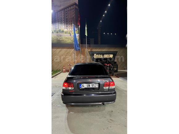 Düşük km bu temizlikte yok 
