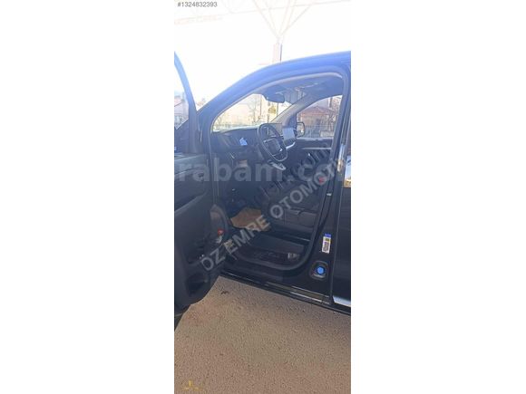 ÖZ EMRE OTOMOTİVDEN 2025 JUMPY SPACETOURER 8+1 OTOMOBİL