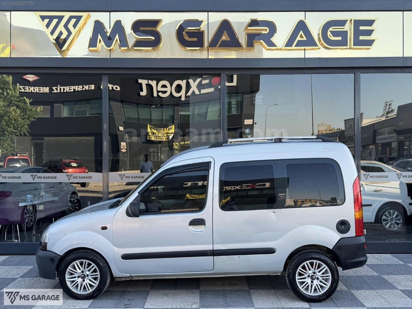 Galeriden Renault Kangoo 1.9 D 2001 Model Konya 350.000 km Gri 5