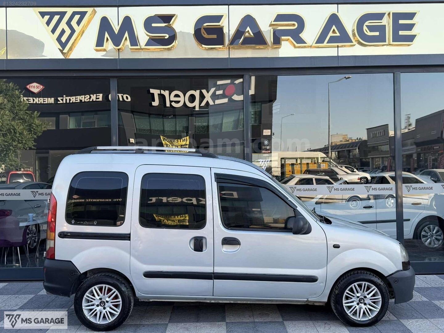 Galeriden Renault Kangoo 1.9 D 2001 Model Konya 350.000 km Gri 4