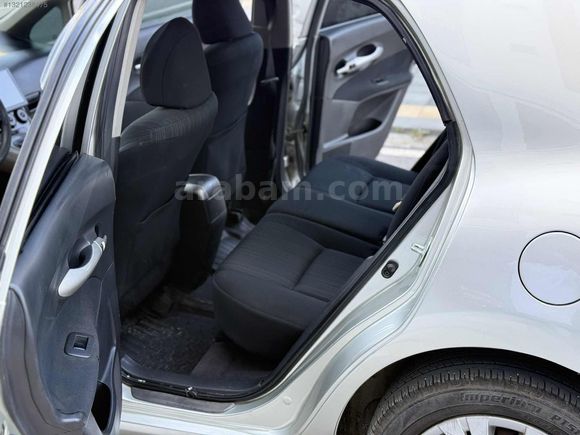 CELAL OTODAN DÜŞÜK KİLOMETRE TOYOTA AURİS